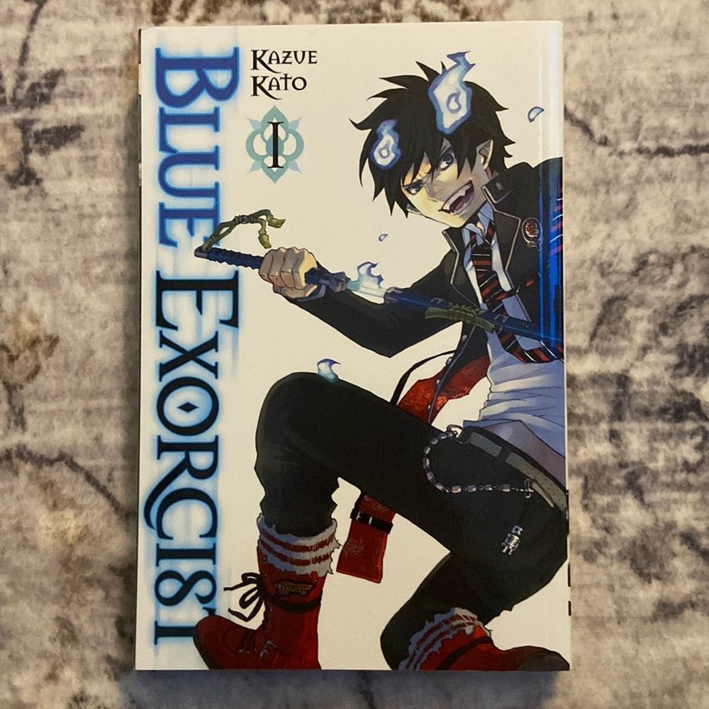 Book! Manga! Blue Exorcist #1